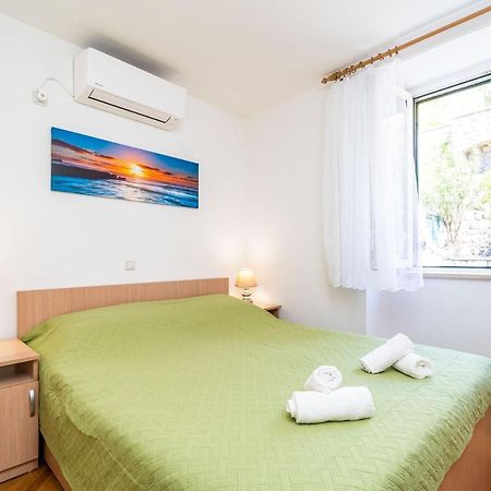 Central Apartment With Terrace Dubrovnik Luaran gambar