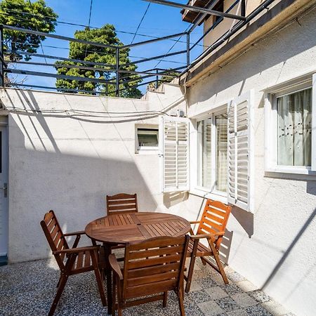Central Apartment With Terrace Dubrovnik Luaran gambar