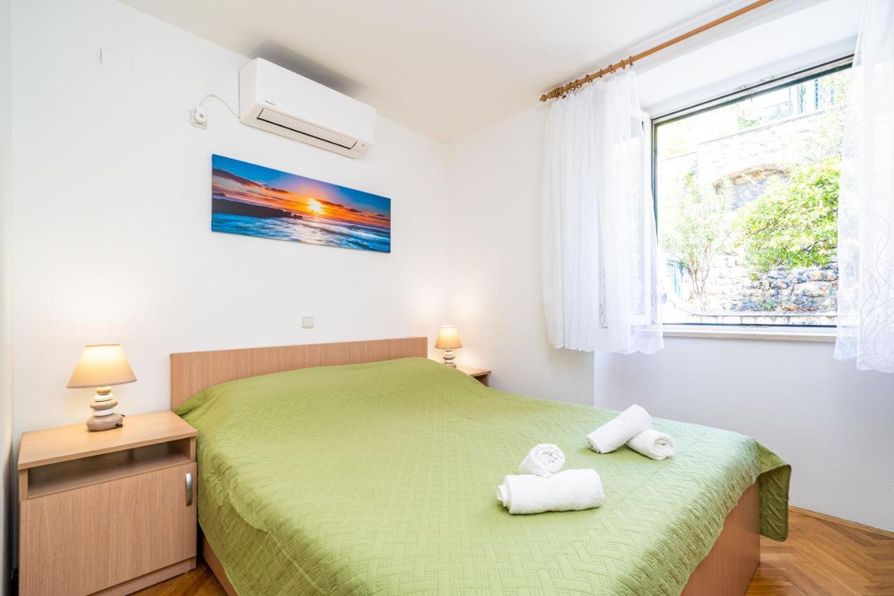 Central Apartment With Terrace Dubrovnik Luaran gambar