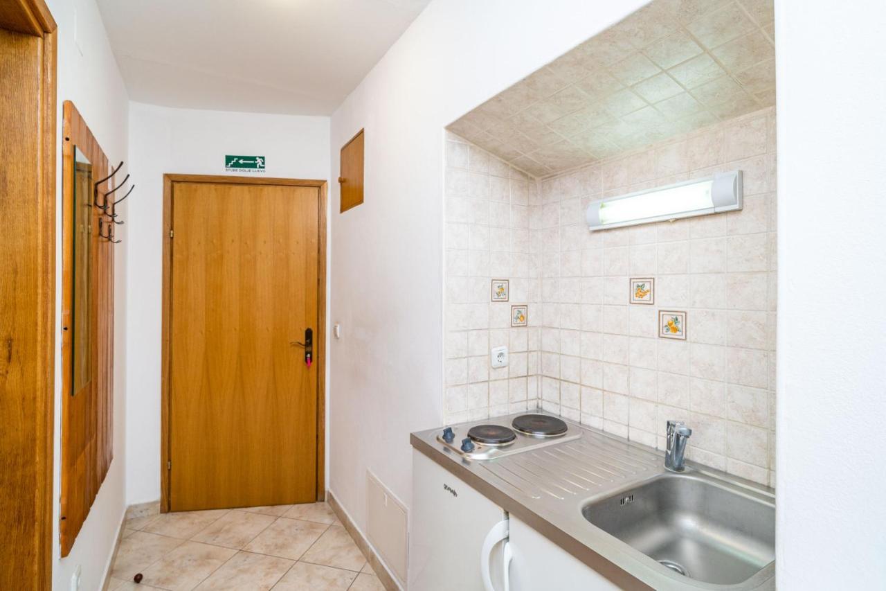 Central Apartment With Terrace Dubrovnik Luaran gambar