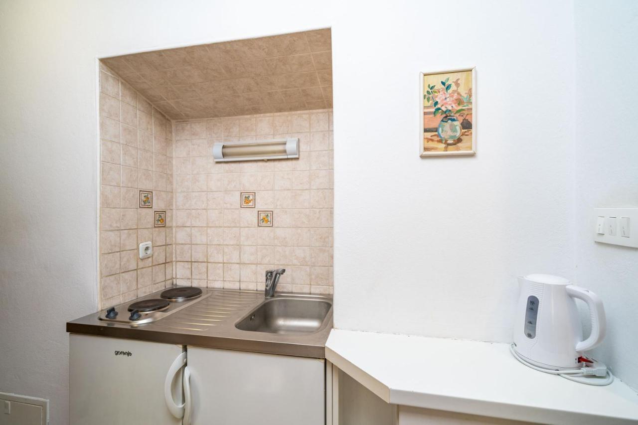 Central Apartment With Terrace Dubrovnik Luaran gambar