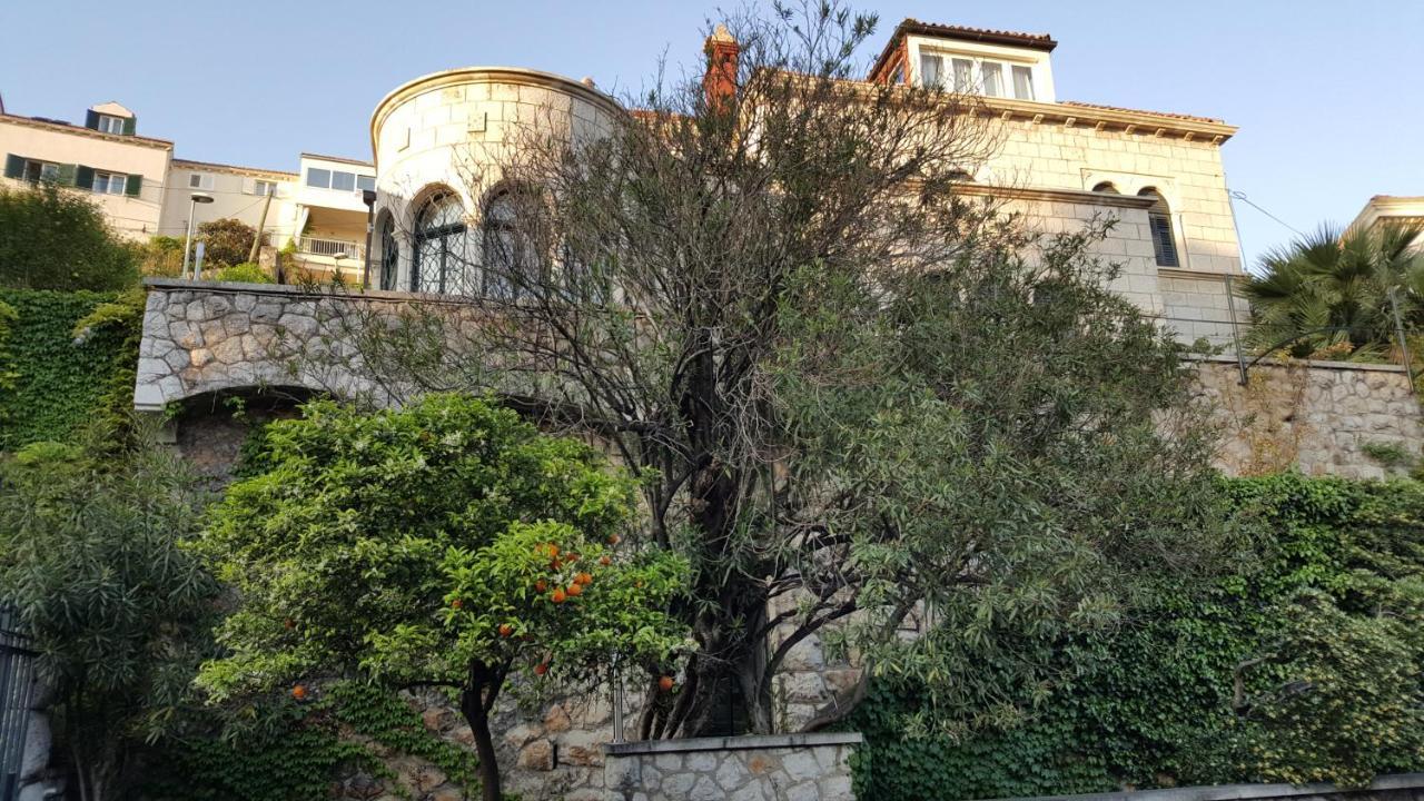 Central Apartment With Terrace Dubrovnik Luaran gambar