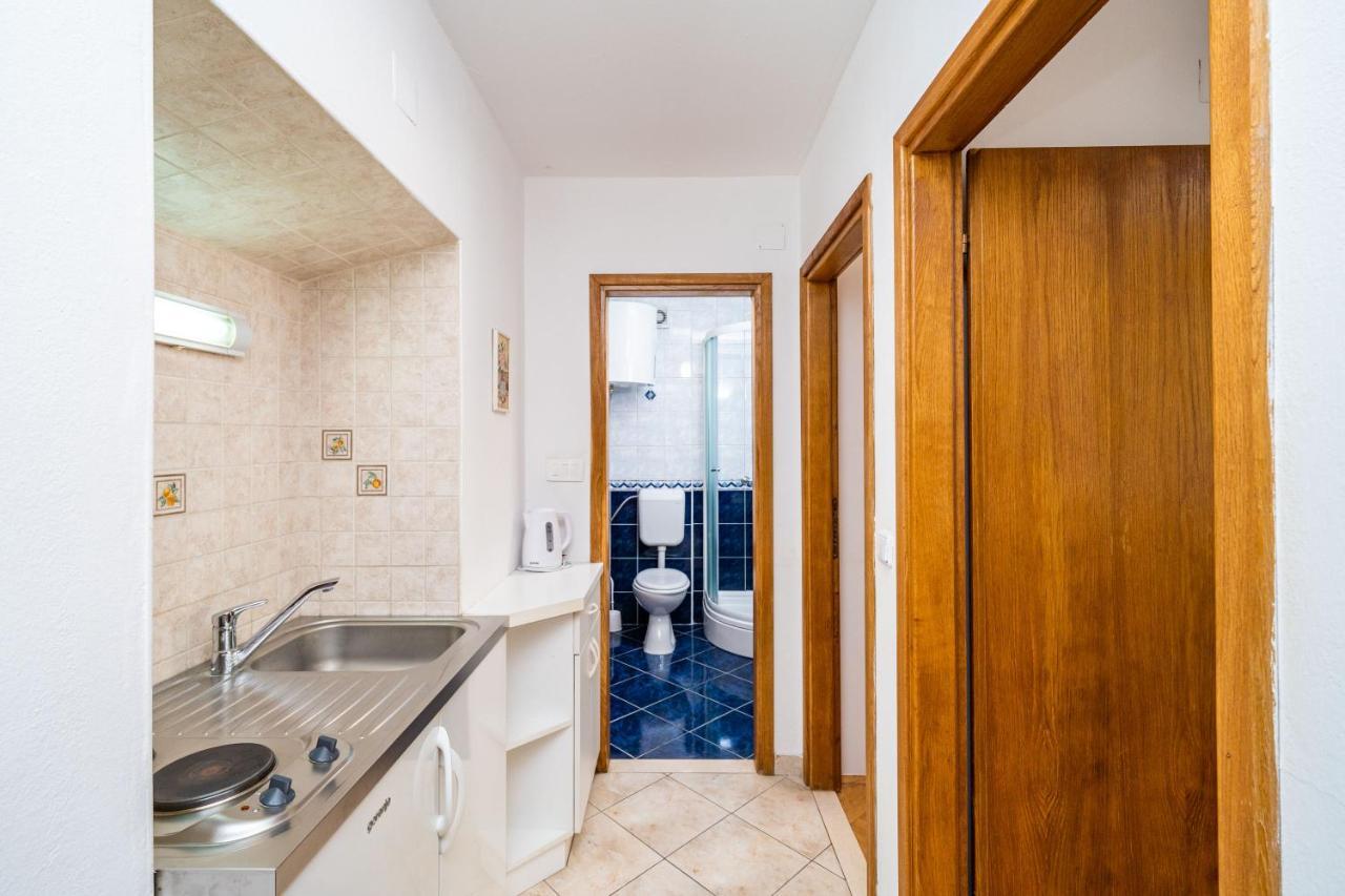 Central Apartment With Terrace Dubrovnik Luaran gambar