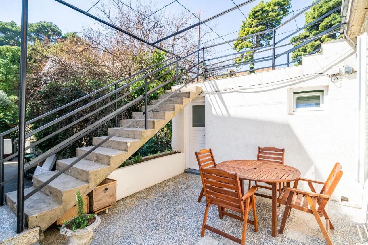 Central Apartment With Terrace Dubrovnik Luaran gambar